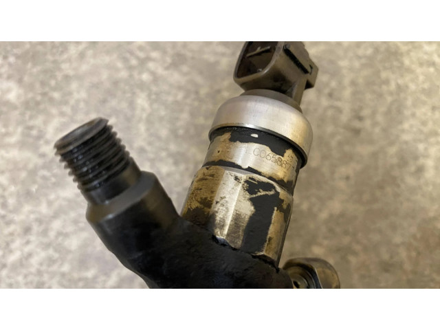 Vstřikovač 2367027020 Toyota Corolla E120 E130 pro naftový motor 2.0