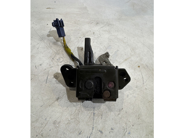 Zámek zadních dveří    Toyota Yaris 2007