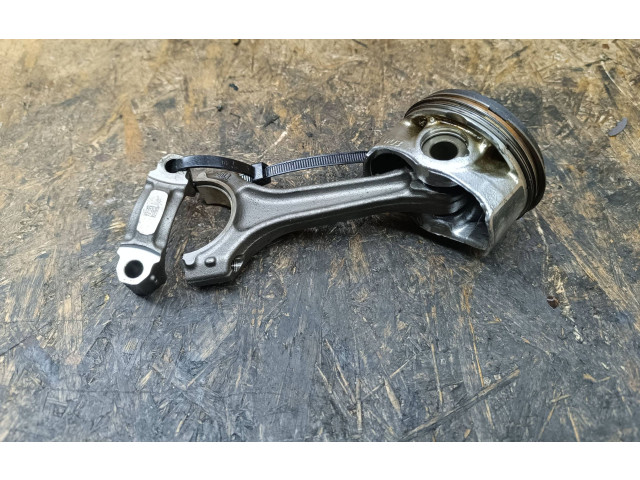  Поршень с шатуном CJX   Audi A3 S3 8V  