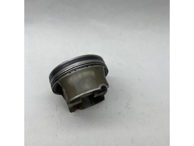  Поршень с шатуном  A2780302317  Mercedes-Benz GL X166 для бензинового двигателя 4.7