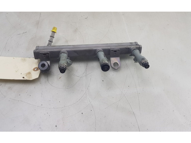 Vstřikovací lišta 1611551580, 1611551580 Peugeot 108 1KRFE(CFB)