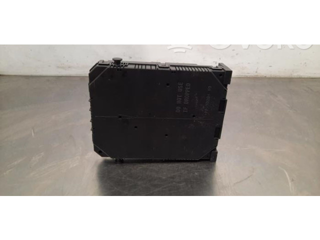 Блок предохранителей  9830707680   Peugeot Partner III    