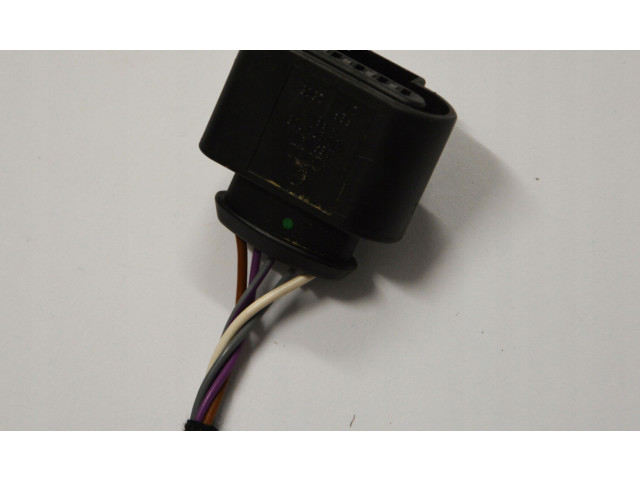 Зеркало электрическое правое Volkswagen Up