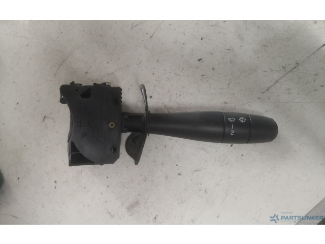 Ручка стеклоочистителей 8200792579 Dacia Logan I