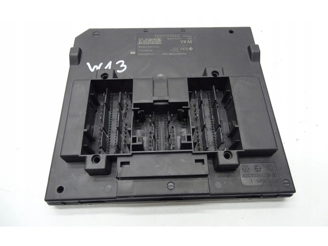 Блок комфорта 5Q0937084Q Skoda Octavia Mk3 (5E)