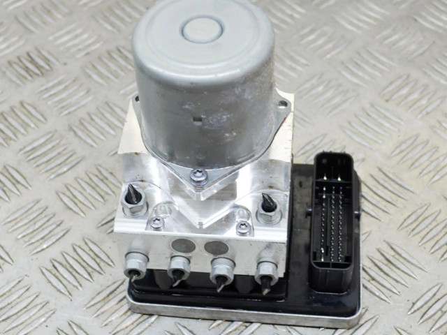 Jednotka ABS 54088853A, EBC460   BMW 5 G30 G31 2021