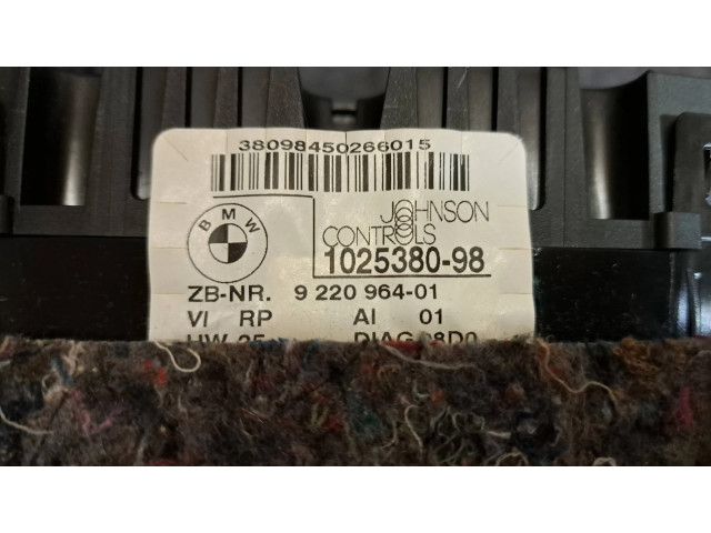 Přístrojová deska BMW X1 E84 2010 102538098, 9220964