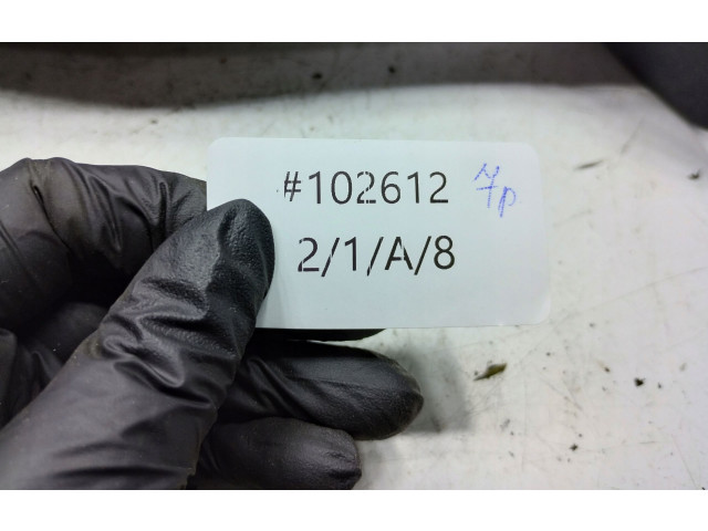 Зеркало электрическое        Peugeot 306   -  года   