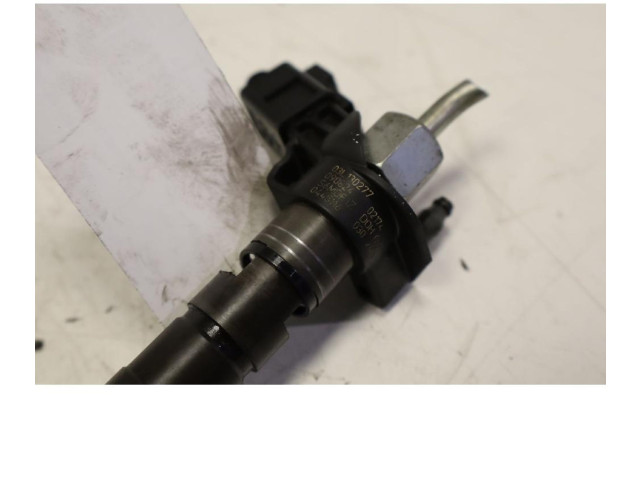 Форсунка 0445116030    Volkswagen PASSAT B6  CBA 