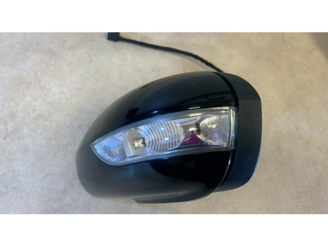 Пластиковая отделка зеркала