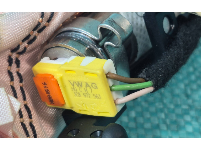 Подушка безопасности в сиденье 5G0880242B, 110582035   Volkswagen Golf VII