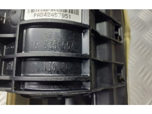 Подушка безопасности водителя 93335024   Opel Meriva A