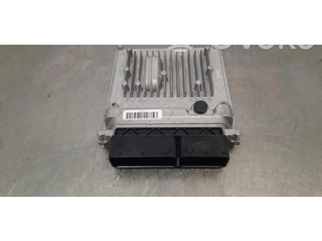 Řídící jednotka A6519009502   Mercedes-Benz GLA W156 2014