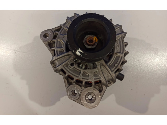 Генератор 36010604, 0125812009 Volvo XC90 2.0