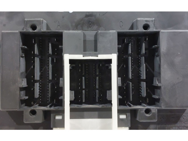 Блок комфорта 5Q0937084AH, 5Q0937084AH Skoda Octavia Mk3 (5E)