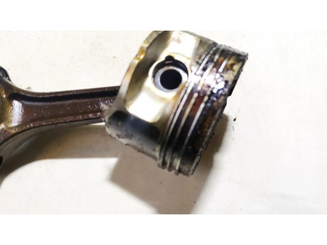  Поршень с шатуном    Alfa Romeo 156 для бензинового двигателя 2.0