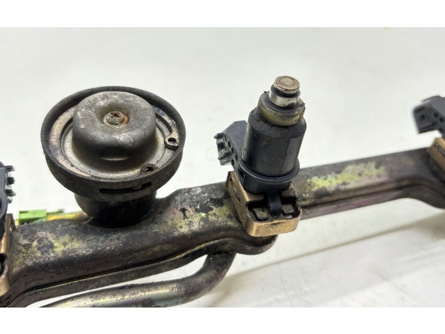 Топливная рампа Honda FR-V