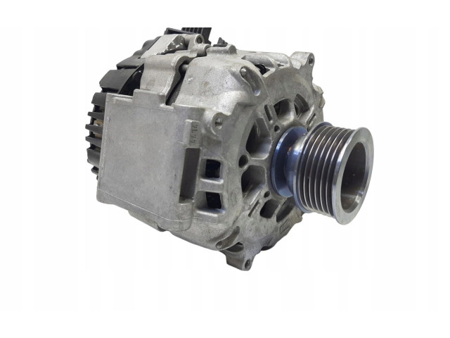 Генератор    Audi A4 Allroad B9      