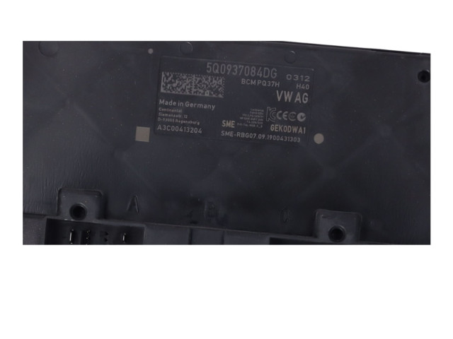 Pojistková skříňka Řídící jednotka BSM 5Q0937084DG Volkswagen T-Roc 2019
