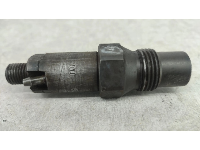 Vstřikovač LCR6705402D Peugeot 504 1.8