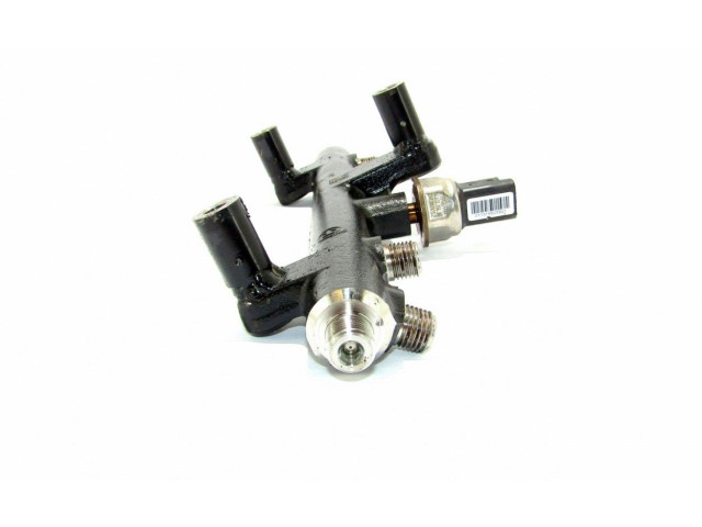 Топливная рампа 968190968004   Ford Kuga II 2.0  для двигателя TXMA