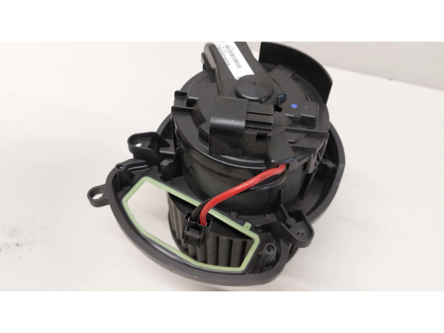 Вентилятор печки       Renault Kadjar