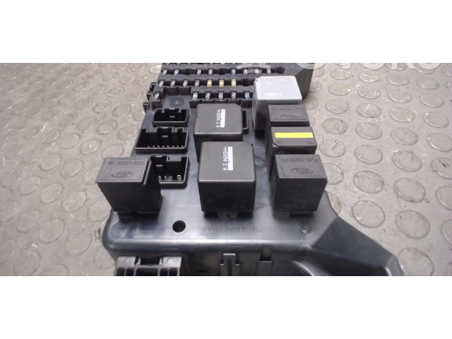 Turbodmychadlo Ящик предохранителей (комплект) 1S7T14A301CC, 000 Ford Mondeo Mk III