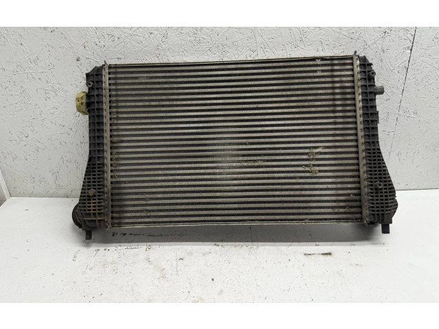 Интеркулер 3C0145805P Volkswagen Golf VI