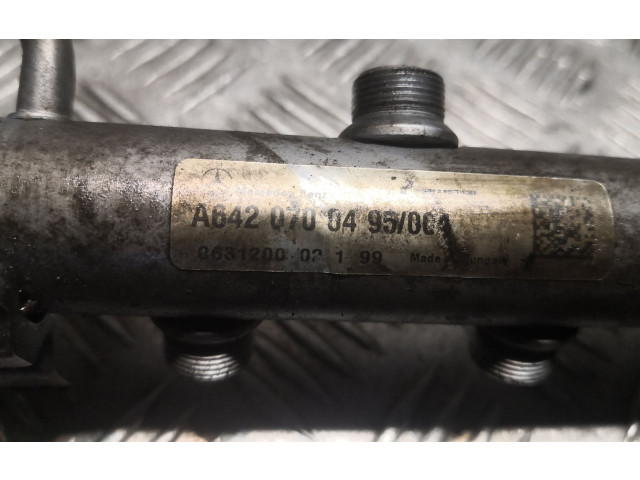 Топливная рампа 6420700495, 6110780449   Mercedes-Benz ML W164   для двигателя OM 642.940