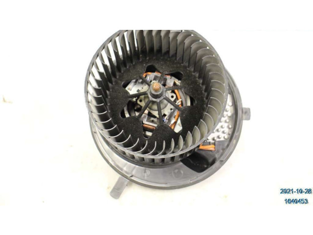 Вентилятор печки    1K1820015Q   Skoda Superb B6 (3T)