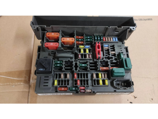 Блок предохранителей 9119446, 90104451   BMW 1 E81 E87    