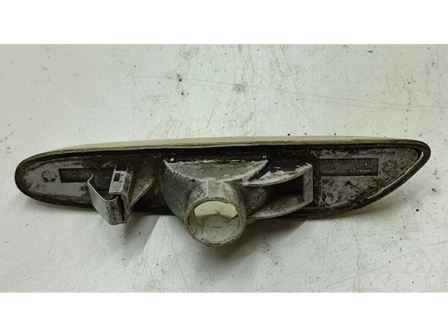 Поворотный фонарь крыла