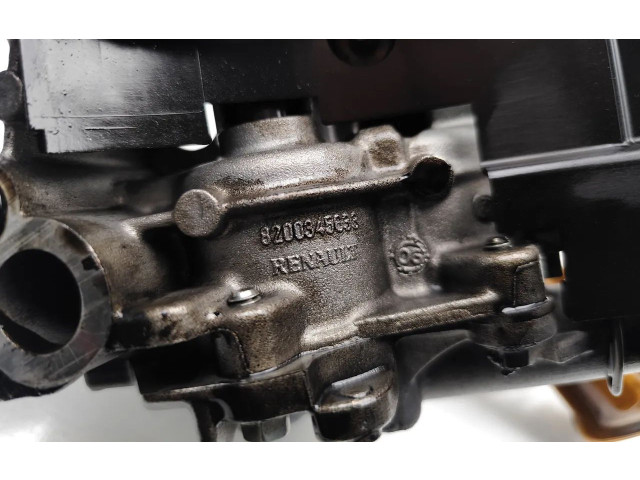 Масляный насос  M9R780 8200345633, 8200368176  Renault Scenic II -  Grand scenic II 