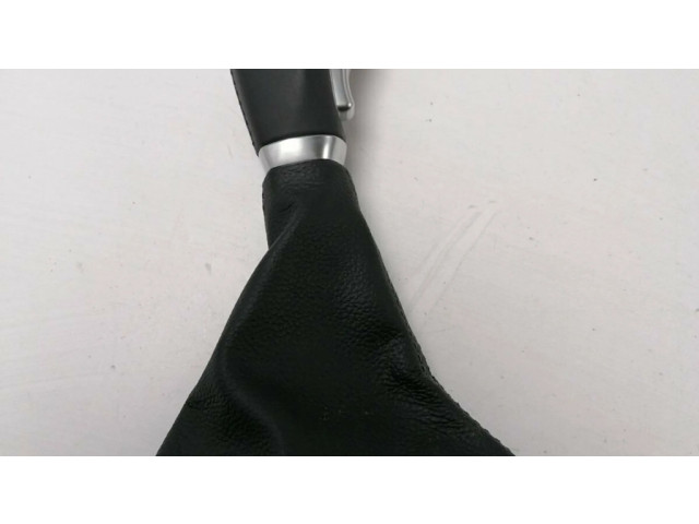 Отделка рычага переключения передач (кожа, головка)