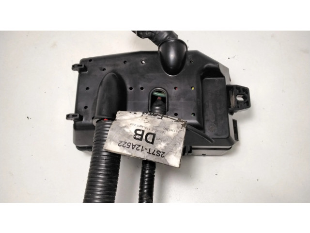 Pojistková skříňka 2S7T12A522, 71543256 Ford Mondeo Mk III 2003