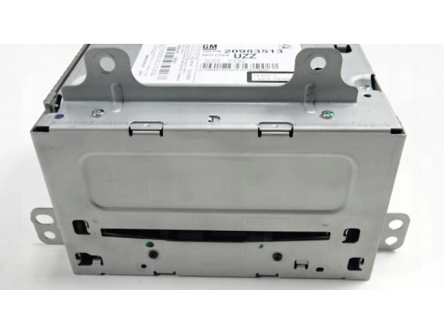 Радио/ проигрыватель CD/DVD / навигация