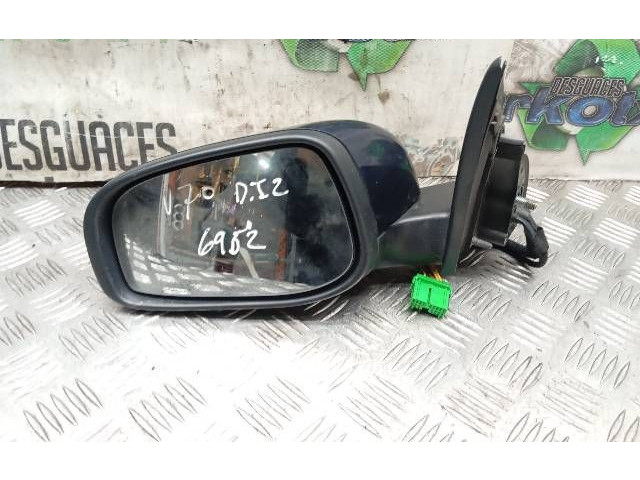 Зеркало электрическое        Volvo V70  2000 - 2004 года   