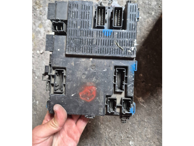 Блок предохранителей 16199401, 9650913880 Citroen Xsara