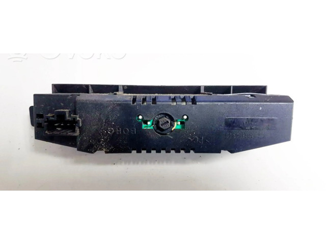 Дисплей mr114346 Mitsubishi Carisma