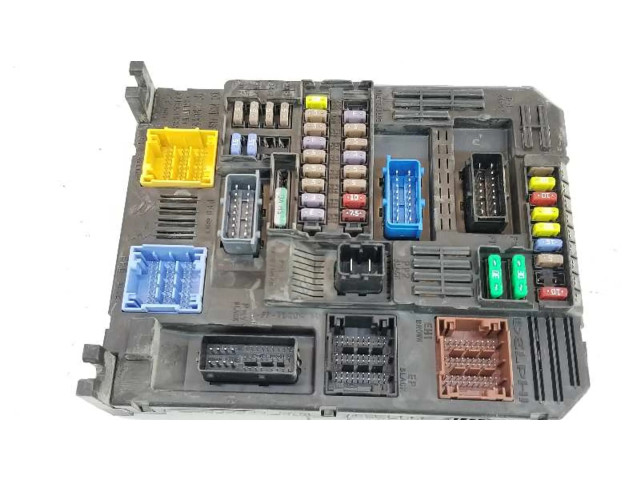 Pojistková skříňka 1617016180 Citroen SpaceTourer XL 2016