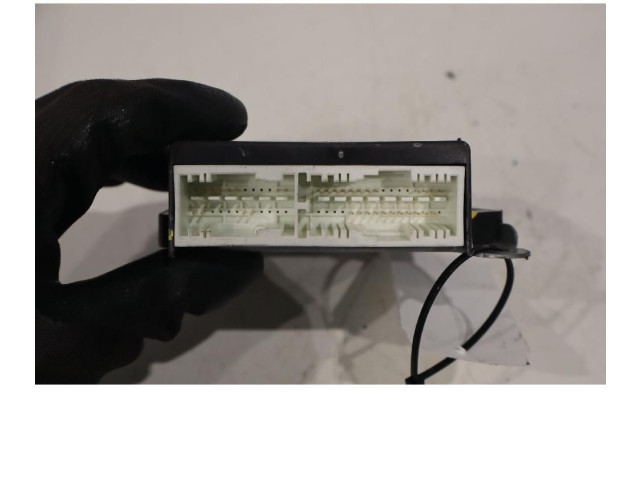 Блок управления надувных подушек 51897787   Fiat Grande Punto