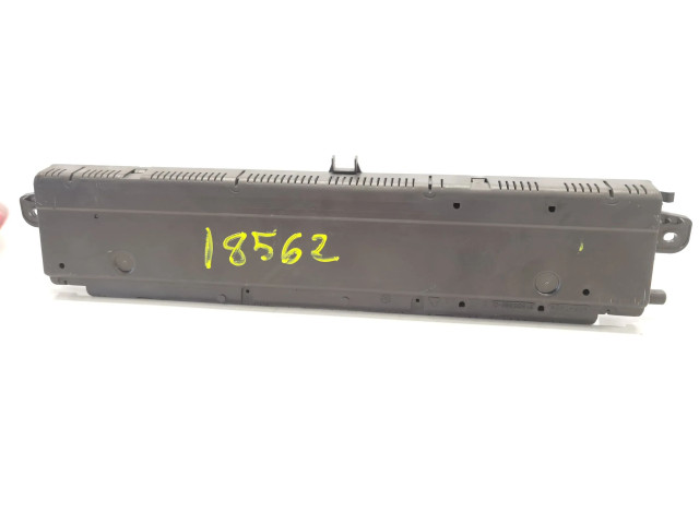 Панель приборов P8200704463A   Renault Scenic RX       