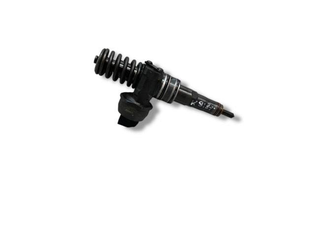 Vstřikovač 038130073br, 0414720232 Volkswagen Caddy BST