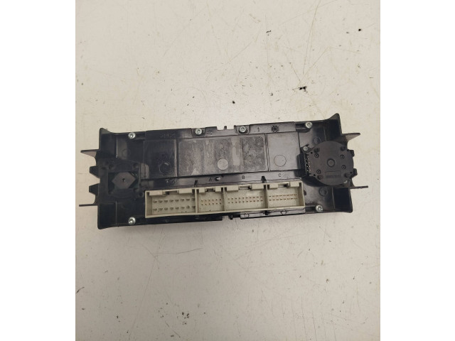 Блок управления климат-контролем    Skoda Superb B5 (3U)