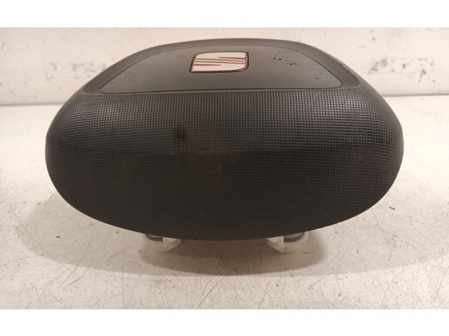 Подушка безопасности водителя    Seat Ibiza IV (6J,6P)