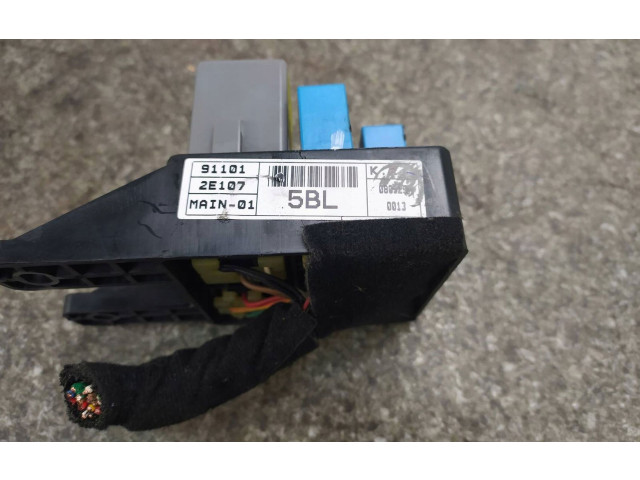 Pojistková skříňka 91101-2E107 Hyundai Tucson JM 2008