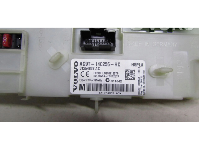 Pojistková skříňka 31254837AC Volvo XC70 2008