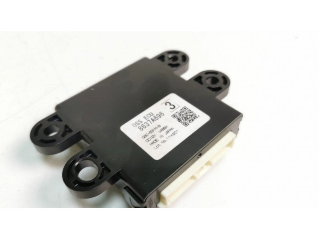 Блок управления 8637A696 Mitsubishi Outlander