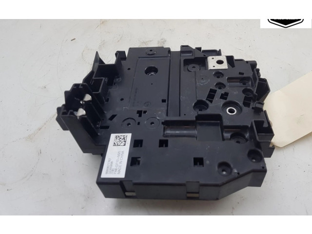 Блок предохранителей 32265898, 32265898 Volvo XC40