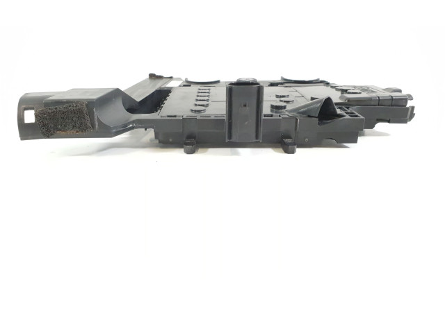 Блок предохранителей 32200114, 19716000002   Volvo S60    